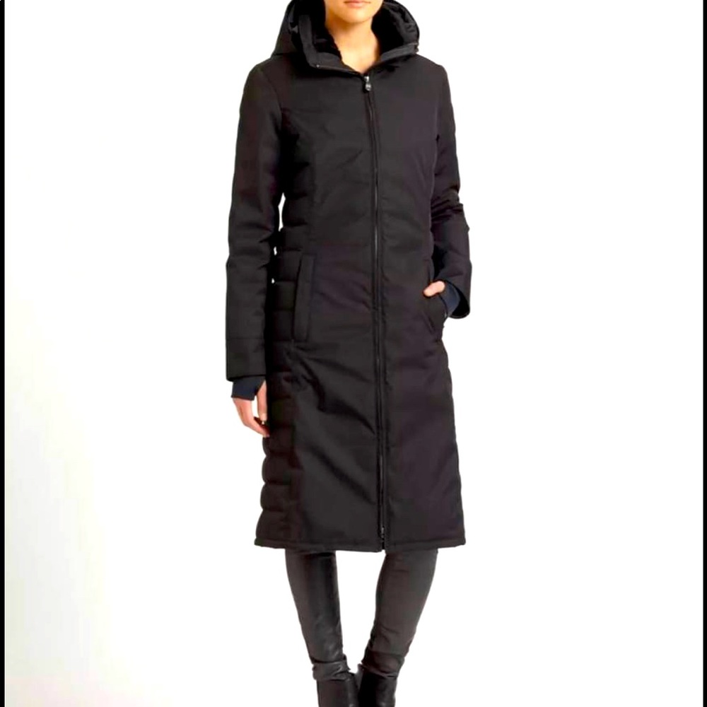 AUTHENTIC GOOSE WINTER COAT XS